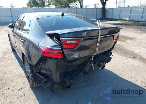 2017 Kia Cadenza Premium из США, поврежденный, VIN KNALC4J11H5086255